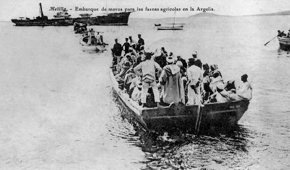صورة 2 : ركوب المهاجرين الريفيين من ميناء مليلية نحو الجزائر